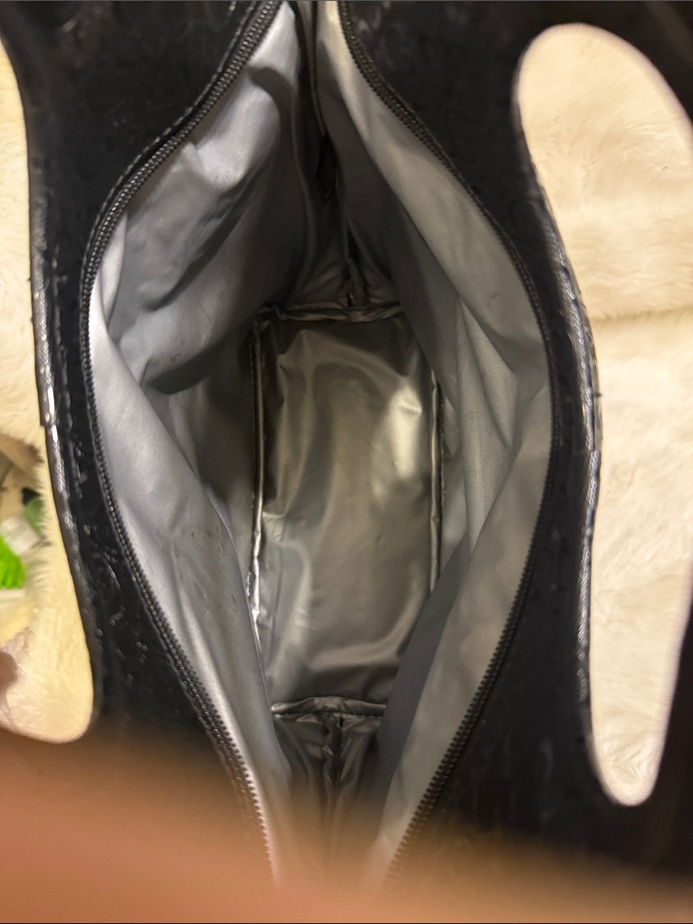 GUESS Black Monogram Insulated Lunch Tote Lunch Bag NWOT - Picture 5 of 5